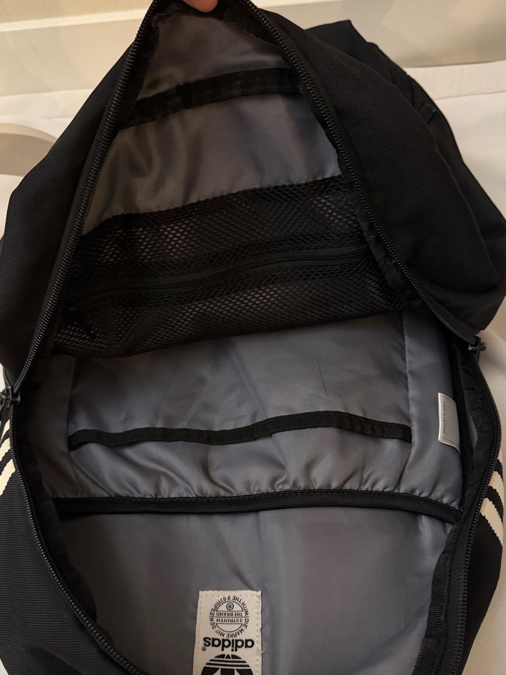 Adidas bag - Picture 3 of 3